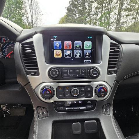 Photo of 2020 Summit White GMC Yukon