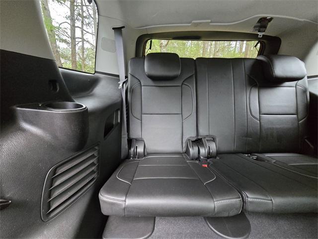Photo of 2020 Summit White GMC Yukon