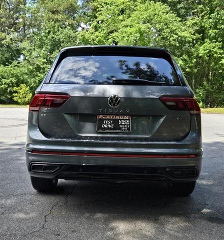 Photo of 2022 Platinum Gray Metallic Volkswagen Tiguan