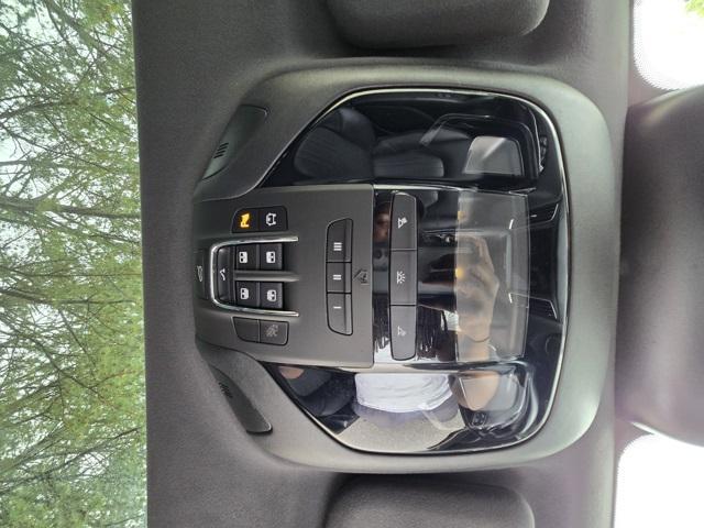 Photo of 2019 Bianco Maserati Levante
