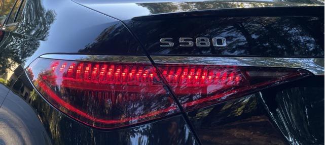 Photo of 2021 Black Mercedes-Benz S-Class