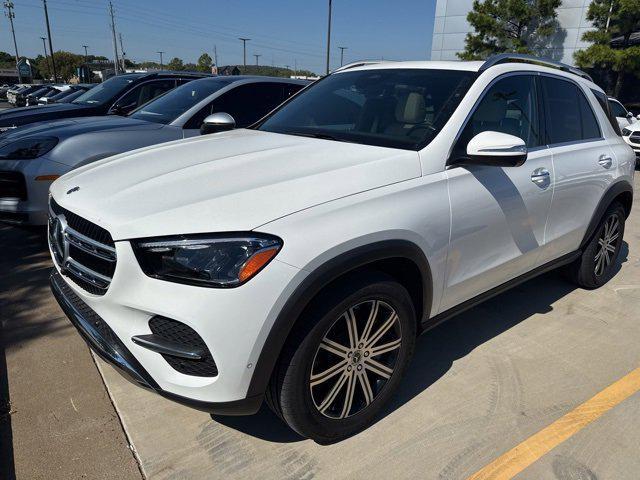Photo of 2025 Polar White Mercedes-Benz GLE 450