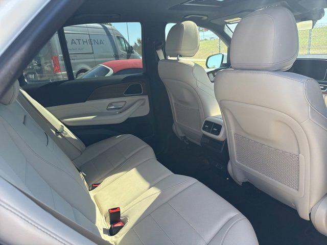 Photo of 2025 Polar White Mercedes-Benz GLE 450