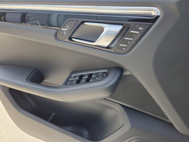 Photo of 2024 Black Porsche Macan