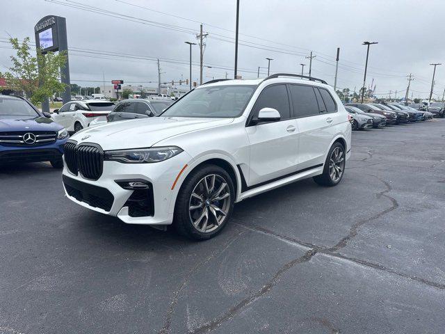 2022 BMW X7