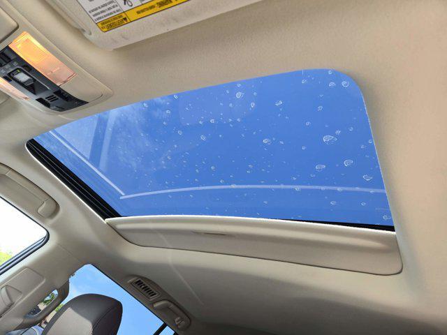 Photo of 2023 Eminent White Pearl Lexus GX 460
