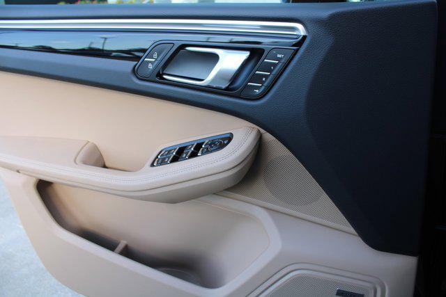 Photo of 2025 Volcano Grey Metallic Porsche Macan