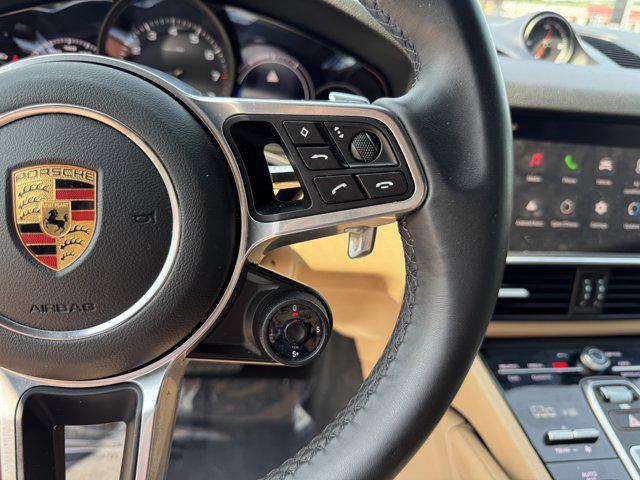 Photo of 2023 White Porsche Cayenne