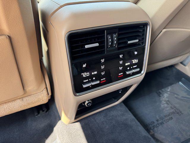 Photo of 2023 White Porsche Cayenne
