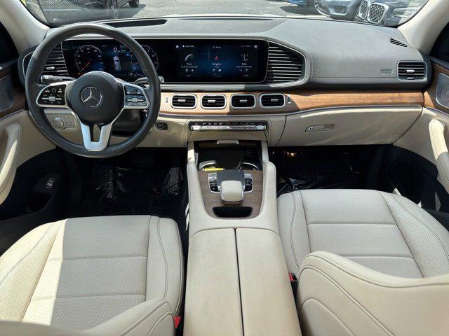 Photo of 2020 Polar White Mercedes-Benz GLE 350