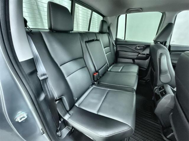 Photo of 2023 Silver Honda Ridgeline