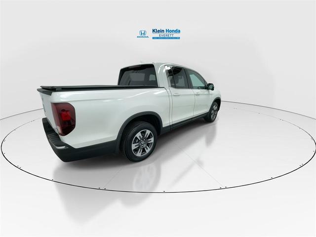 Photo of 2018 White Diamond Pearl Honda Ridgeline