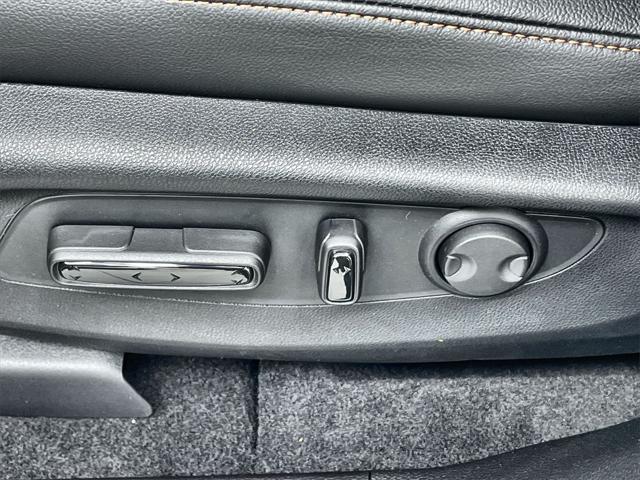 Photo of 2026 Platinum White Pearl Honda CR-V Hybrid
