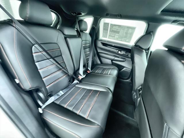 Photo of 2026 Platinum White Pearl Honda CR-V Hybrid