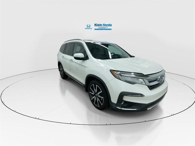 Photo of 2019 White Diamond Pearl Honda Pilot