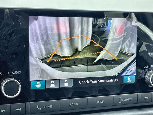 Photo of 2025 Platinum White Pearl Honda HR-V