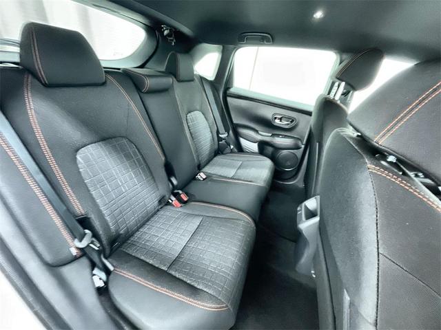 Photo of 2025 Platinum White Pearl Honda HR-V