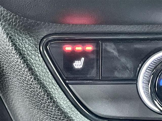 Photo of 2025 Platinum White Pearl Honda HR-V