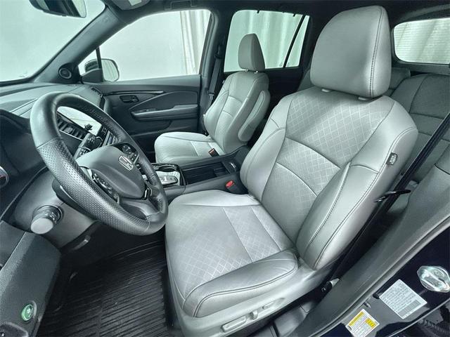 Photo of 2023 Blue Honda Passport