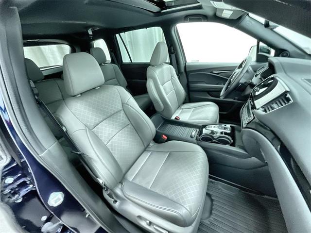 Photo of 2023 Blue Honda Passport