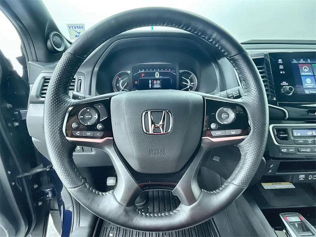 Photo of 2023 Blue Honda Passport