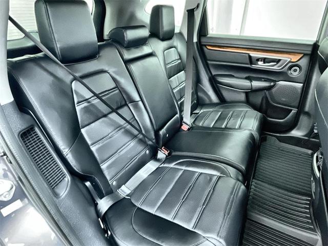 Photo of 2022 Modern Steel Metallic Honda CR-V Hybrid