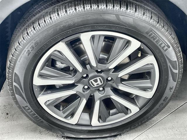 Photo of 2022 Modern Steel Metallic Honda CR-V Hybrid
