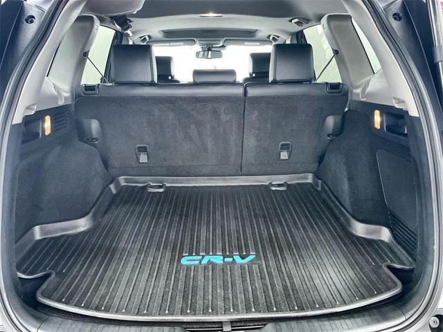 Photo of 2022 Modern Steel Metallic Honda CR-V Hybrid