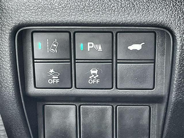Photo of 2022 Modern Steel Metallic Honda CR-V Hybrid