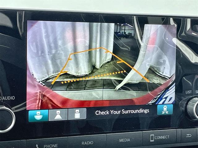 Photo of 2025 Milano Red Honda HR-V