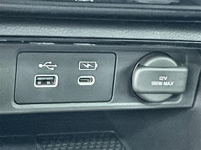 Photo of 2025 Still Night Pearl Honda CR-V