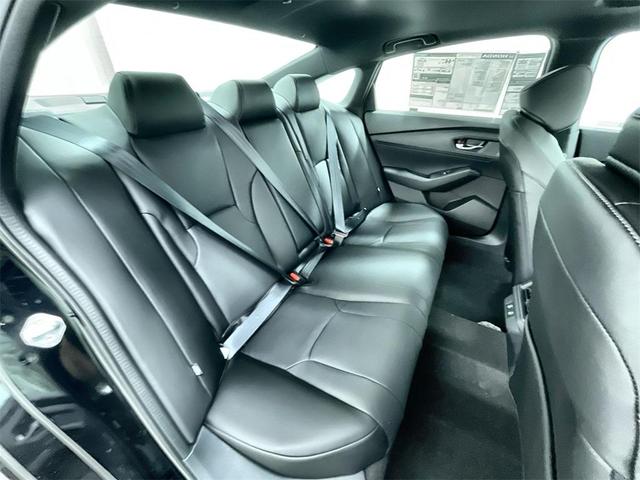 Photo of 2025 Crystal Black Pearl Honda Accord Hybrid
