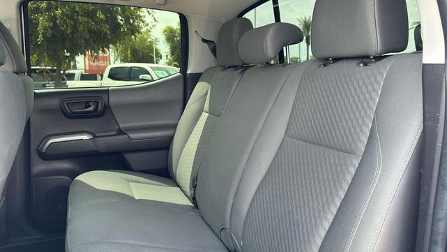 Photo of 2022 White Toyota Tacoma