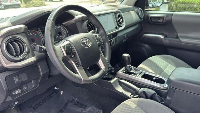 Photo of 2022 White Toyota Tacoma