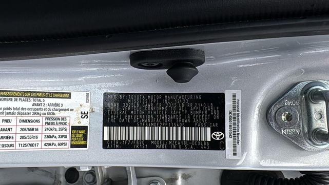 Photo of 2024 Classic Silver Metallic Toyota Corolla