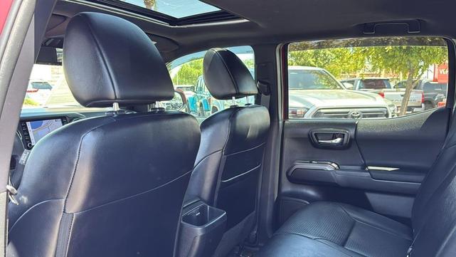 Photo of 2022 Barcelona Red Metallic Toyota Tacoma