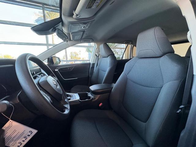 Photo of 2025 Silver Sky Metallic Toyota RAV4 Hybrid