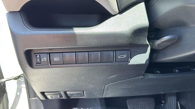 Photo of 2024 Ice Cap Toyota RAV4
