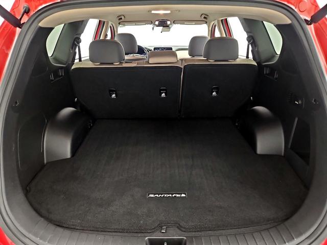 Photo of 2023 Red Hyundai SANTA FE