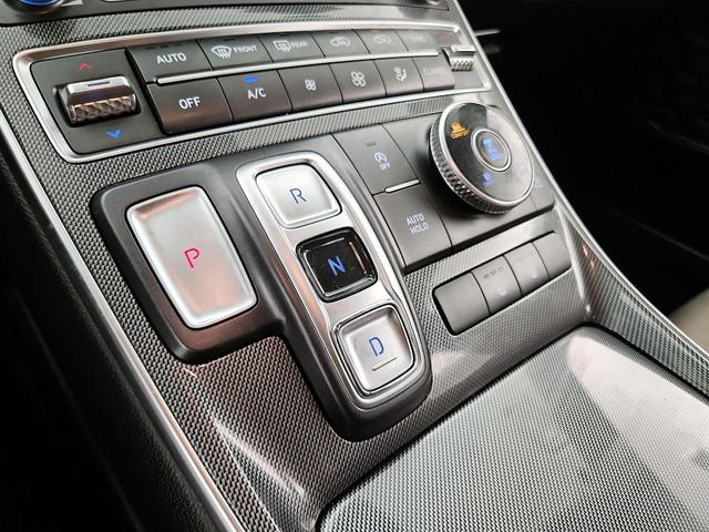 Photo of 2023 Red Hyundai SANTA FE
