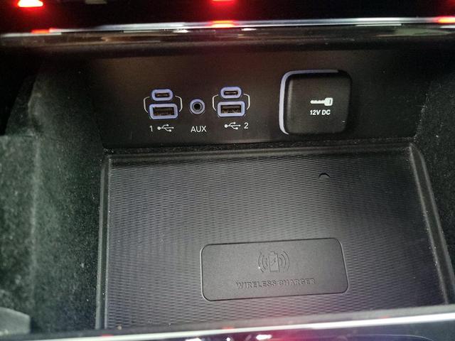 Photo of 2021 Silver Jeep Grand Cherokee L