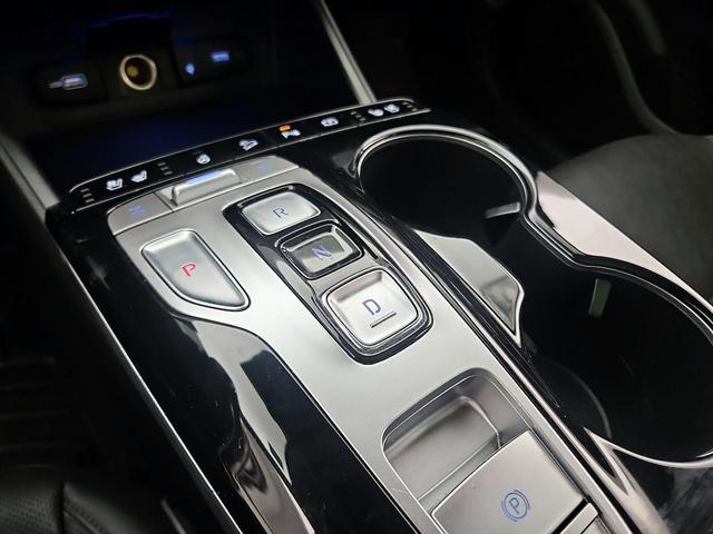 Photo of 2022 Silver Hyundai TUCSON