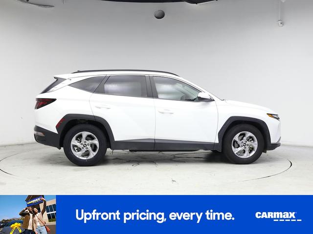 Photo of 2024 White Hyundai TUCSON
