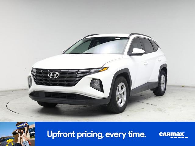 Photo of 2024 White Hyundai TUCSON