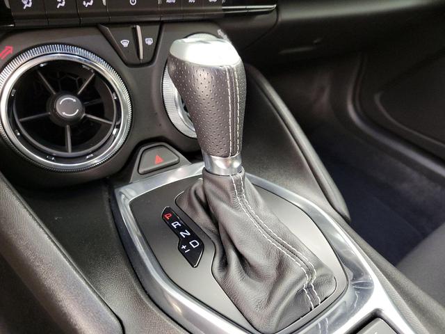 Photo of 2020 Black Chevrolet Camaro