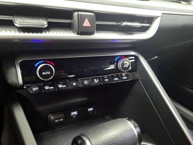 Photo of 2023 Red Kia K5