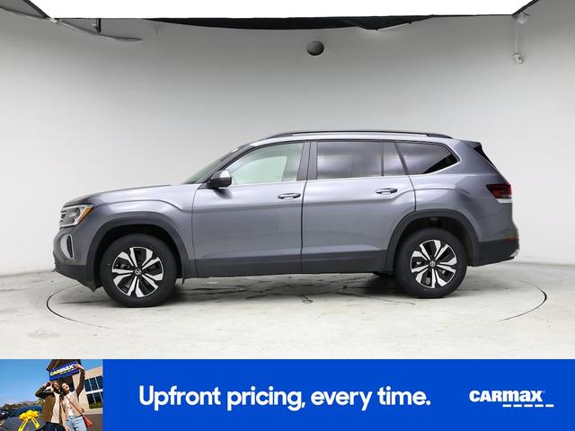 Photo of 2024 Gray Volkswagen Atlas