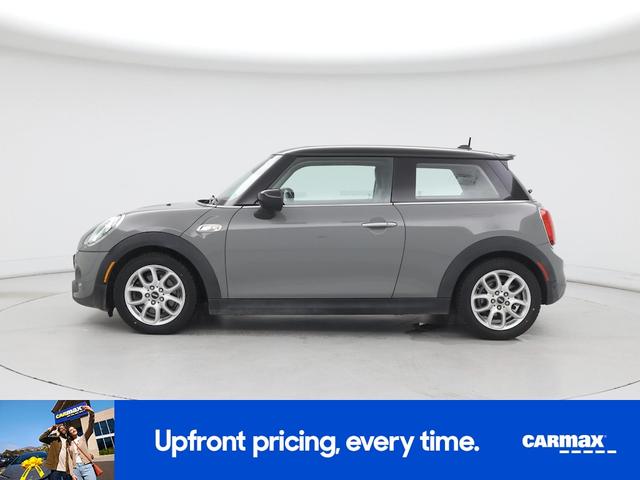 Photo of 2020 Gray MINI Hardtop