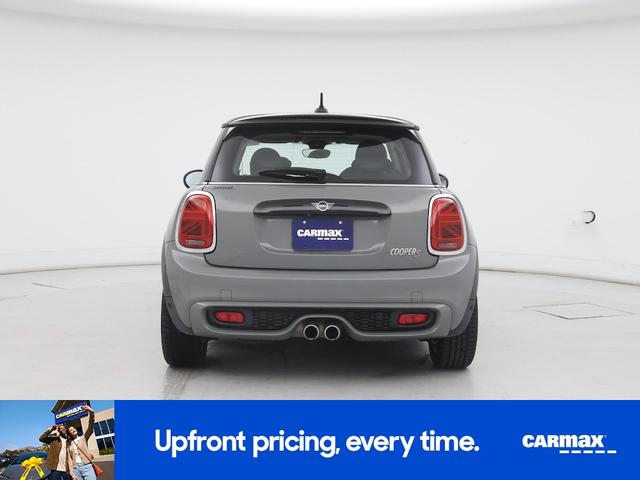 Photo of 2020 Gray MINI Hardtop