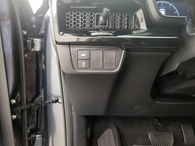Photo of 2025 Gray Honda CR-V